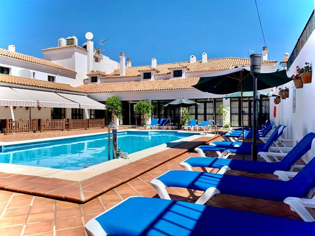 Tugasa Sierra Y Cal Hotel 2*